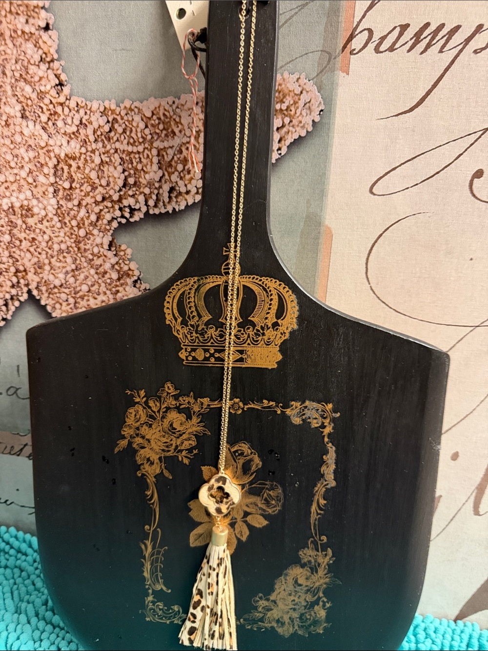 Clover Gold Tassel Pendant Necklace with Cream Leopard Tassel. 🆕